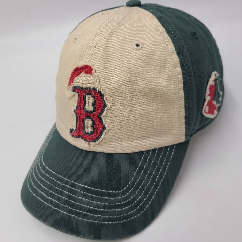 Boston Red Sox Hat Fitted M Twins Enterprise Franchise Green MLB Christmas Santa